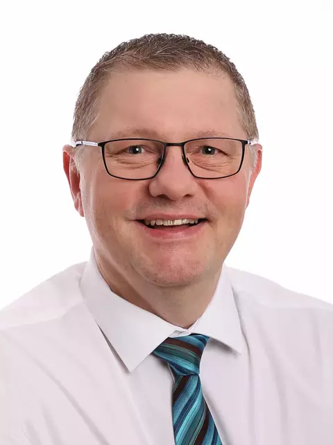 Der Scheibbser AMS-Chef Peter Müllner freut sich über die niedrigsten Arbeitslosenzahlen des ganzen Landes NÖ in unserem Bezirk. | Foto: Arbeitsmarktservice Scheibbs