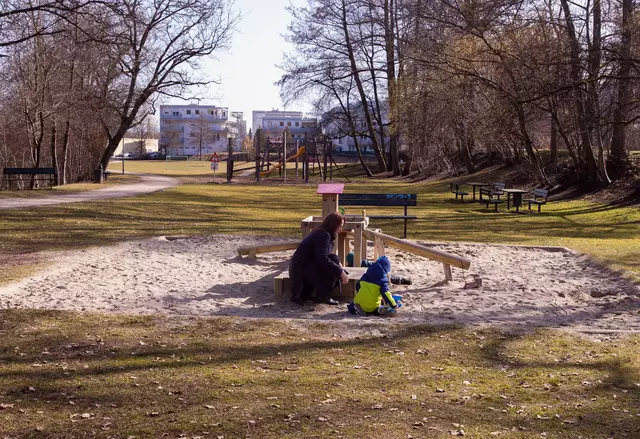 Der Spielplatz Koschatpromenade in Klagenfurt.  | Foto: Olga Bereslavskaya