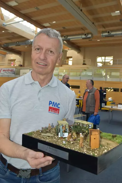 Der Telfer Peter Unterthurner, Obmann des Veranstaltervereins PMC Tirol, nahm selber am Wettbewerb teil und freute sich über viele Aussteller und Besucher.