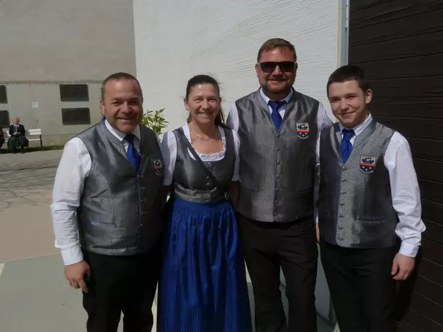 Der Musikverein Stegersbach beeindruckte nicht nur mit musikalischem Können, sondern auch mit beeindruckender Tracht. 