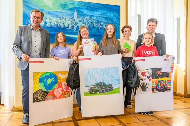 Gewinner der IMS Langenhart
1. Sara Weingärtner
2. Mona Steinkellner
3. Anna Kneidinger | Foto: Wolfgang Simlinger