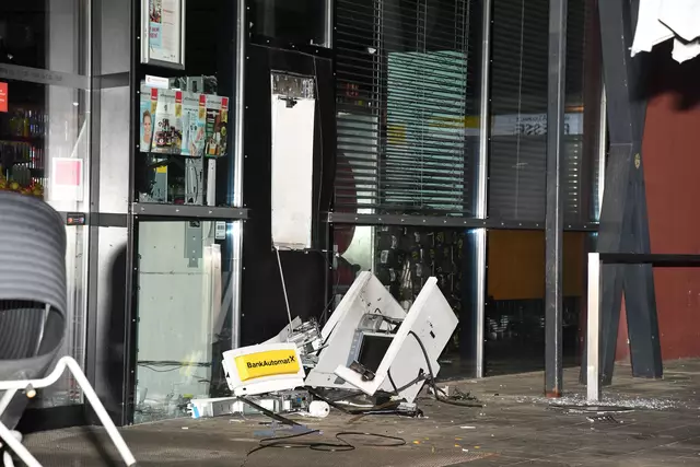 Symbolbild einer Bankomatsprengung in Österreich | Foto: ZOOM.TIROL