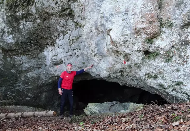 Eingang zur Herdenglhöhle