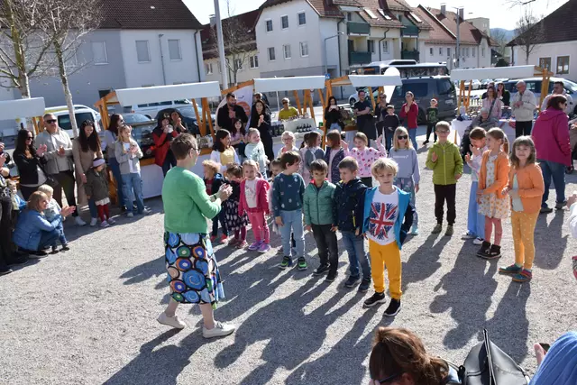 Unter der Leitung von Andrea Pilles tanzten die Kids der Musikschule Katzelsdorf-Lanzenkirchen. | Foto: Zezula, Reisner
