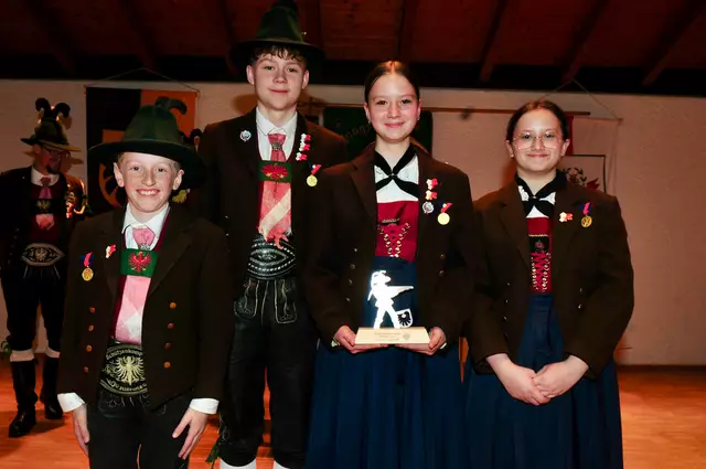 3. Platz Teamwertung: Jakob Früh, Gabriel Möller, Lia Möller und Mia Wolf aus Aldrans | Foto: Hassl