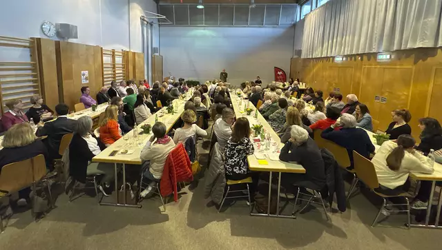 Mehr als 100 Besucherinnen und Besucher kamen zum 25-jährigen Jubiläum der Bücherei Kraubath. | Foto: Bücherei Kraubath