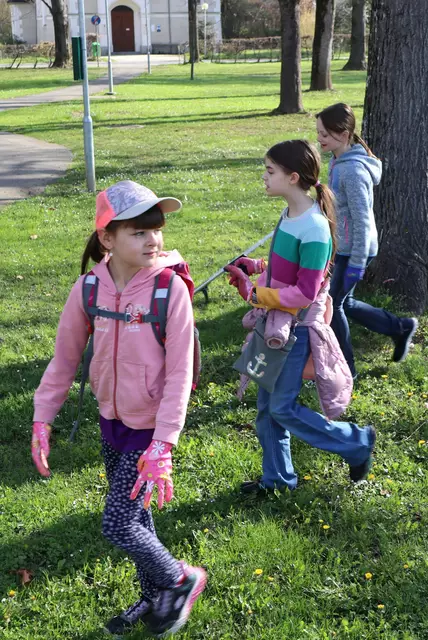 Auch die Kleinen machten sich auf den Weg | Foto: Gerhard Langmann