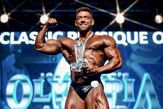 Vor zehn Jahren startete Florian Sator mit Bodybuilding. Jetzt erhielt der hauptberufliche Lehrer die Profilizenz. | Foto: Florian Sator