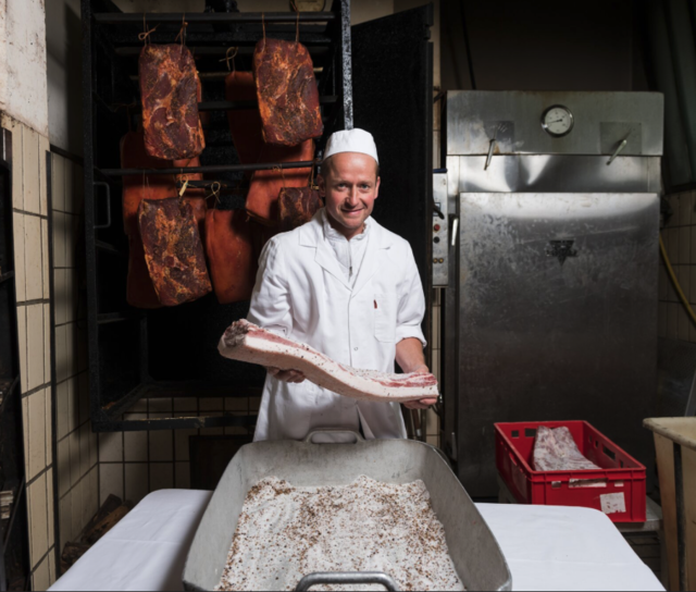 Fleischermeister Stefan Seiser aus Straßburg | Foto: Arnold Pöschl