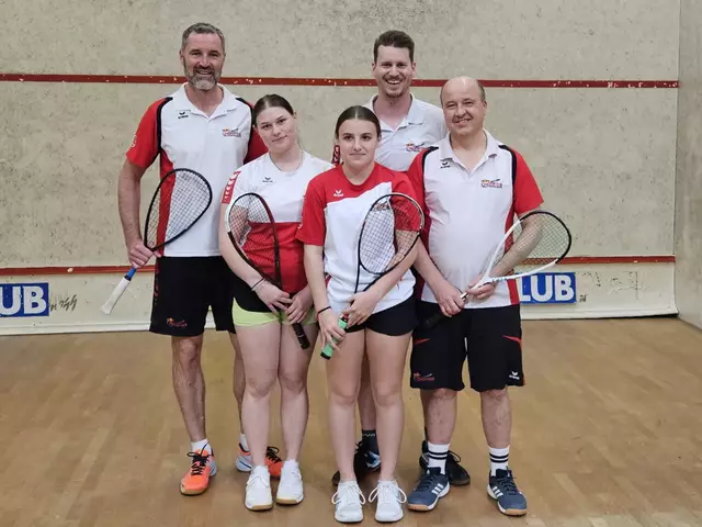 Keine Punkte für die dritte Mannschaft aus Reutte am vorletzten Spieltag der Landesliga. Im Bild v.l.: Dieter Guni, Laura Haß, Mia Winkler, David Holl und Sándor Somogyi. | Foto: SC RBR