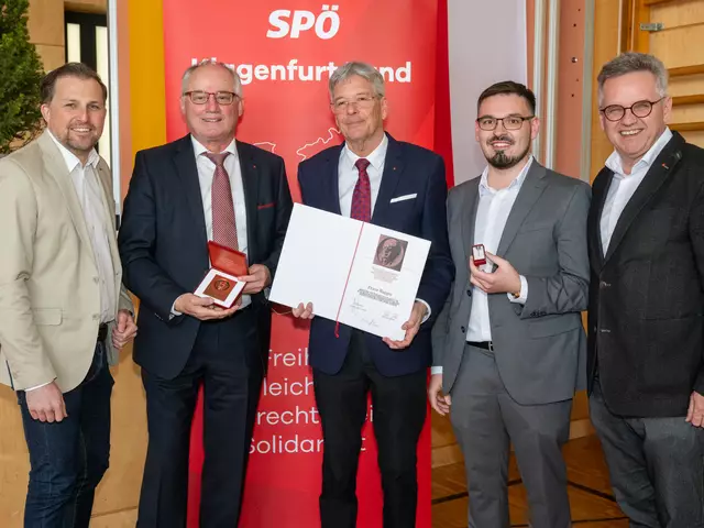 Gemeindevorsitzender Christoph Appé, Bürgermeister Franz Ragger, Landeshauptmann Peter Kaiser, Bezirksparteiobmann Ervin Hukarevic sowie Bürgermeister und Landtagsabgeordneter Andreas Scherwitzl. | Foto: Dieter Arbeiter