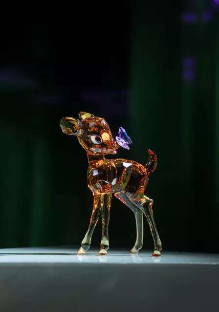 Die Kristallinterpretationen der beliebten Disney-Figuren begeistern Disney-Fans und Swarovski Sammler*innen gleichermaßen.

 | Foto: Swarovski Kristallwelten