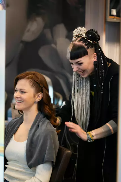 Klipp bezahlt 8,7 Prozent über dem Kollektivvertrag. | Foto: Klipp Frisör