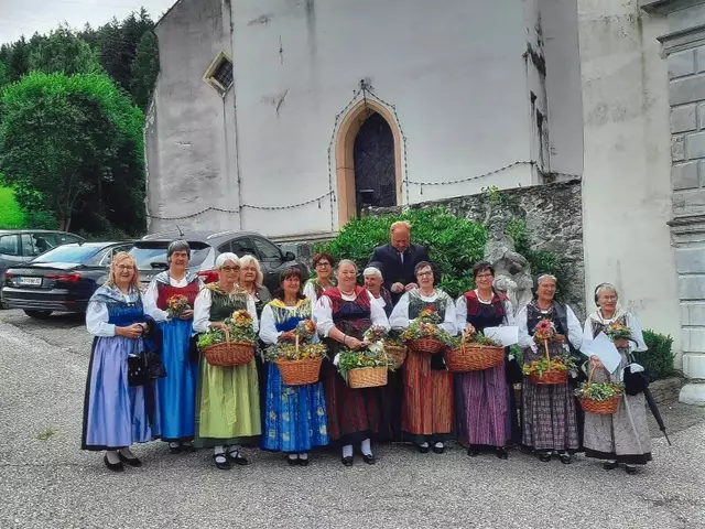 Die Kräutersegnung zu Maria Himmelfahrt ist ein wichtiger Termin für die Trachtenfrauen. | Foto: Trachtengruppe Bad St. Leonhard