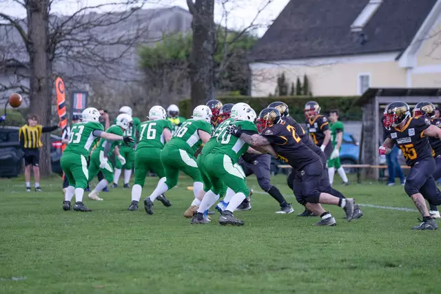 Von Beginn an dominierten die Gastgeber das Geschehen auf dem Feld. | Foto: Thomas Werchota