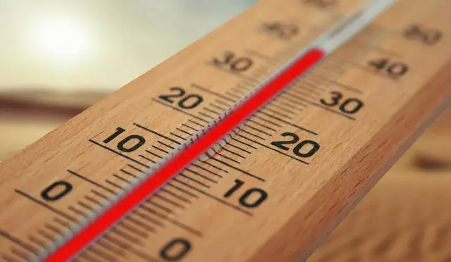 Wenn das Thermometer steigt, wird die Situation gerade für ältere Menschen schnell bedrohlich. | Foto: Pixabay