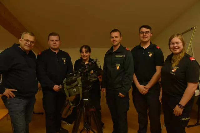 Bei der Medienschulung für Feuerwehr-Öffentlichkeitsarbeiter aus der Region St. Valentin.

 | Foto: Zarl