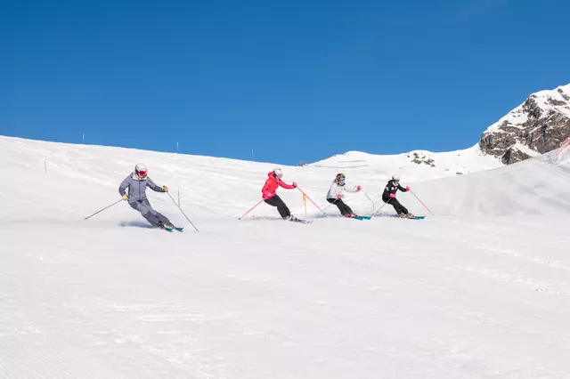 Beim "#sheskis"-Damenskitag in Obertauern, 5. April 2025. | Foto: © Marc Stickler