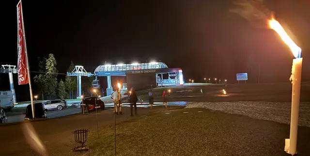 Anstatt mit den Autos konnten die Gäste mit der 10er-Gondelbahn Eichenhof zur Grander Schupf fahren. | Foto: TVB Region St. Johann
