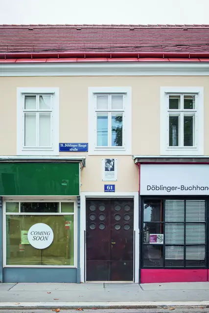 In der Döblinger Hauptstraße 61 gingen schon damals so einige Geschäftsleute ein und aus.  | Foto: Barbora Vavro Gruber