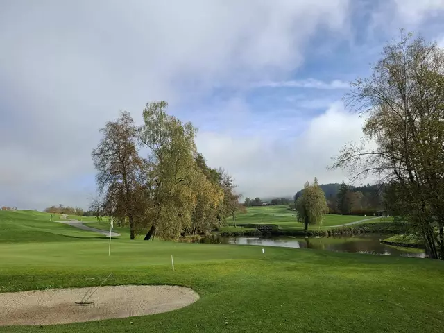 Ein Bild vom letzten Jahr.  Derzeit wird der Platz des Golfclub Gut Altentann auf das Turnier vorbereitet. | Foto: Golfclub Gut Altentann