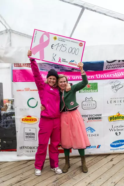 Obertauerns Tourismusdirektorin Mona Maier und Manuela Krings (Geschäftsführerin der Kringsalm). | Foto: © Marc Stickler
