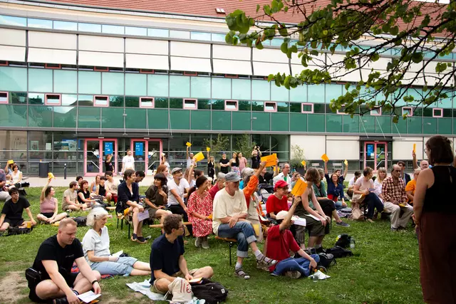 Auch vergangenes Jahr nahmen viele Leute teil.  | Foto: 9x9