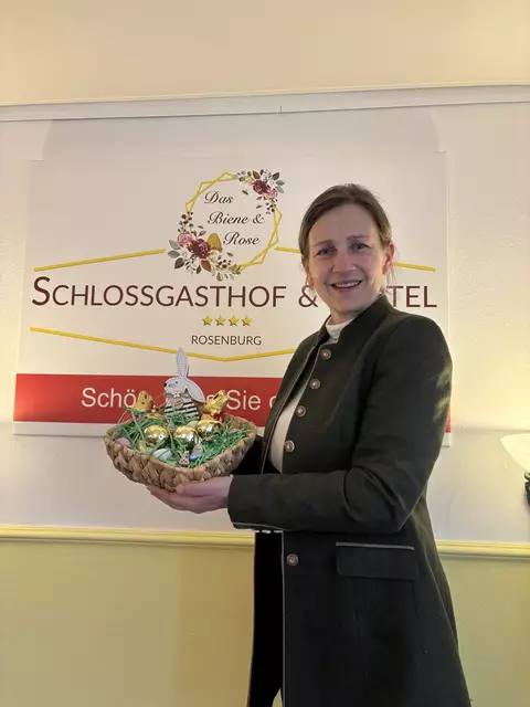 Der Schlossgasthof Rosenburg besticht durch seine einzigartige Lage neben dem prächtigen Renaissance-Schloss Rosenburg. | Foto: Manuela Danzinger