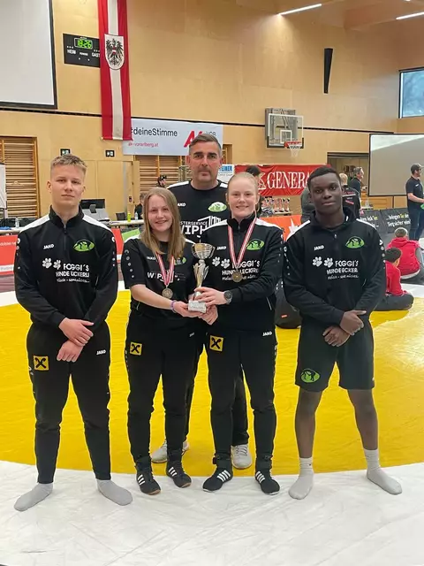 Dieter Vodovnik mit seinen vier Schützlingen vom KSV Söding in Klaus | Foto: KSV Söding