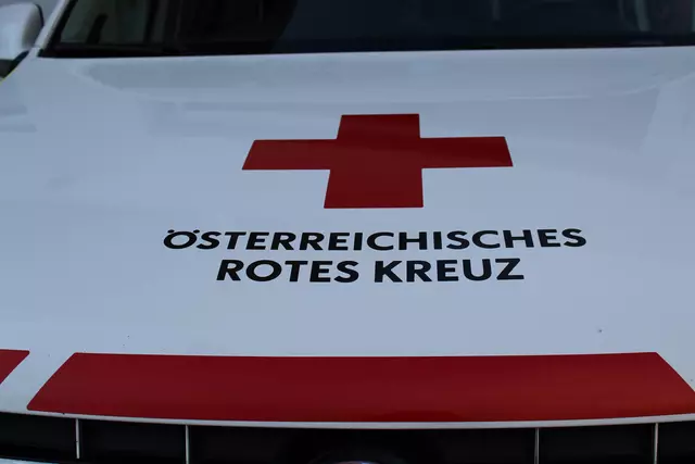 Der 27-Jährige klagte über Schmerzen in der Hüfte und wurde ins PEK Steyr verbracht. | Foto: BezirksRundSchau