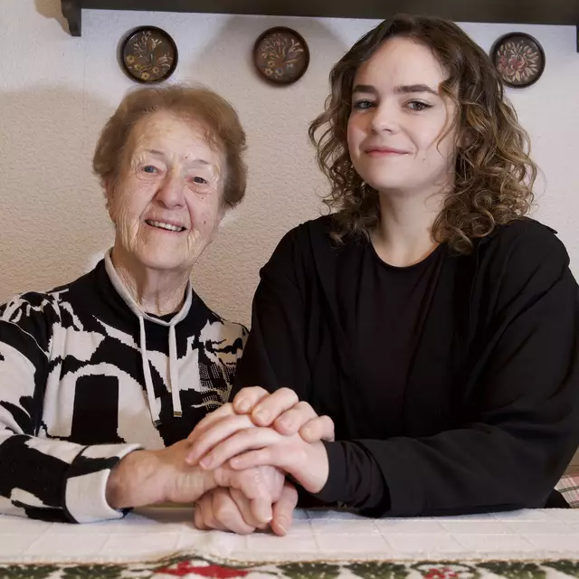Ein tolles Team: Sarah Cerny (27) und ihre Oma Herta. Sie ist für sie der Fels in der Brandung, Top-Köchin und vieles mehr. | Foto: Thomas Santrucek