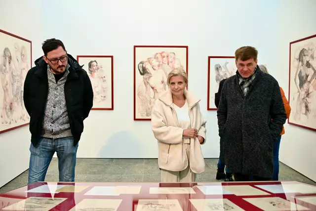 130 Künstlerinnen und Künstler gaben beim Kunstfestival "offen." Einblick in ihre Ateliers, Werkstätten und Arbeitsräume.  | Foto: Josef Steiger