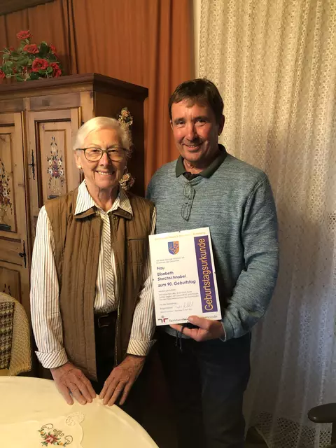 Elisabeth Storchschnabel feierte den 90. Geburtstag. | Foto: Gemeinde Deutsch Schützen-Eisenberg