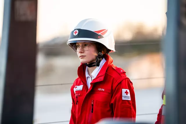 Übung für den Ernstfall: In Gunskirchen zeigten die Einsatzkräfte der Feuerwehr, der Polizei und des Roten Kreuzes, wie sie zusammenarbeiten und Leben retten können. | Foto: FFW Gunskirchen