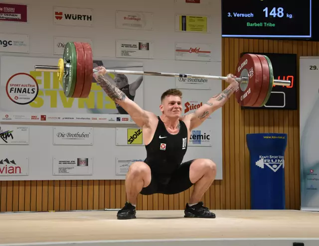 Der 21-jährige Grazer Elias Simbürger mit 148 kg im Reißen.

Foto: Conny Högg