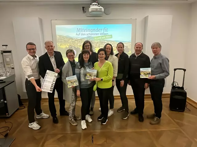 Die Beteiligten am Projekt "Miteinander fit" der Stadtgemeinde Weiz, dem Sozialbüro und der Gesunden Gemeinde Weiz freuen sich auf weitere sieben bewegte Veranstaltungen. | Foto: MeinBezirk/Barbara Vorraber