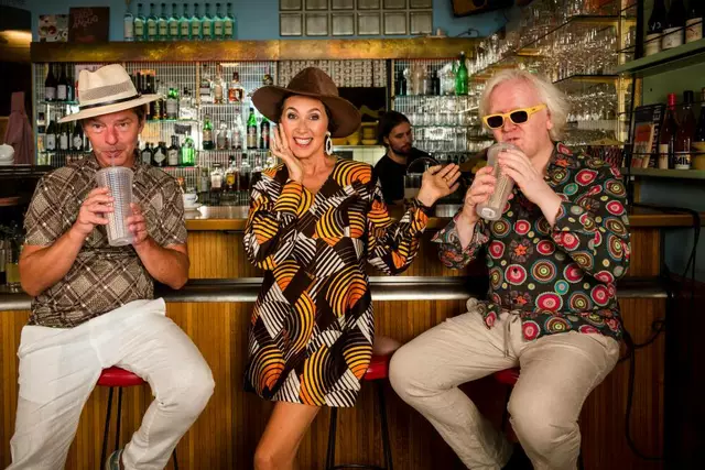 Mit ihrer Midcentury Band "Crêpes Suzettes" wird Hell  im Kultursalon Kittsee und im Kurhaus Marienkron, Mönchhof zu Gast sein. | Foto: Susanne Hell