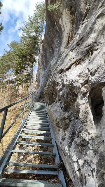 eindrucksvolle Felswände... | Foto: I.Wozonig