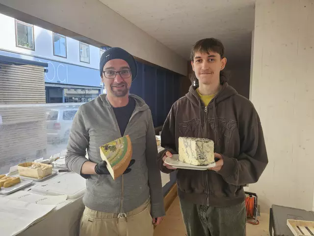 Die Mitarbeiter beraten gerne vor Ort. | Foto: Tamara Winterthaler