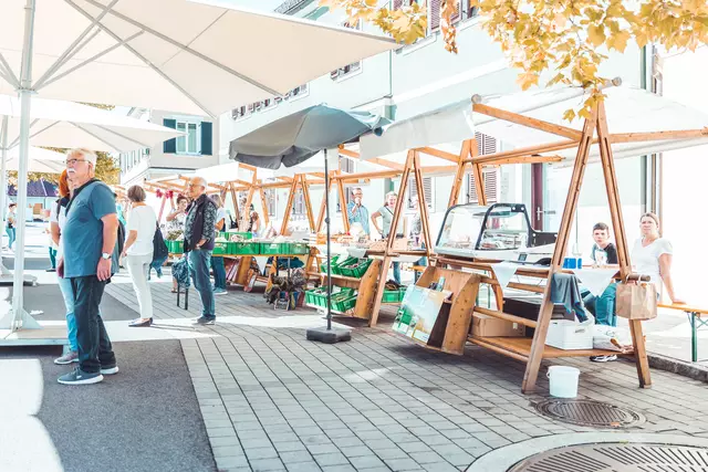1. Genussmesse Fehring: Am Hauptplatz von Fehring treffen am 11. April regionale Produzentinnen und Produzenten auf Konsumentinnen und Konsumenten. | Foto: Sebastian Friedl