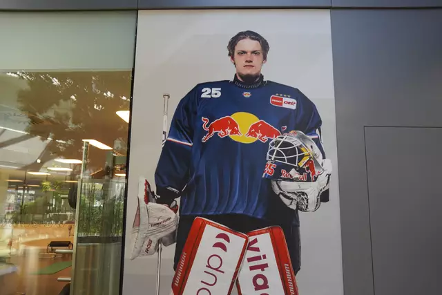 An der Red Bull Akademie werden die Eishockeyspieler von morgen ausgebildet. | Foto: Emanuel Hasenauer