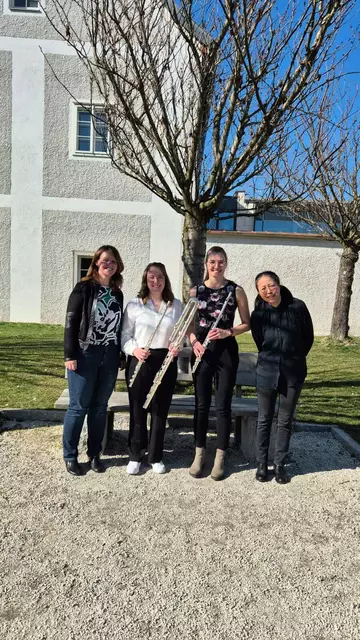Barbara Holzner mit Marion Kaltenbrunner, Eva Holzer und Megumi Unterrainer (v.li.). | Foto: LMS Windischgarsten