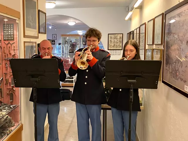 Die Veranstaltung wurde musikalisch von einem Ensemble des Blasorchesters der Musikschule Deutsch-Wagram unter der Leitung von Attila Käesz begleitet. | Foto: Franz Spehn