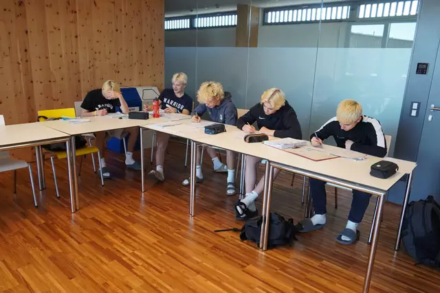 Konzentration bei den Schülern. | Foto: Emanuel Hasenauer