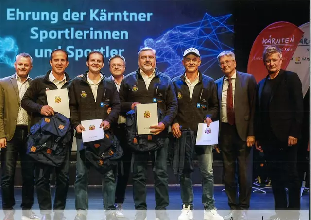  Sportlerinnen-Ehrung des Landes Kärnten im letzten Herbst, wo die Stockschützen von Landeshauptmann Dr. Peter Kaiser für ihre außergewöhnlichen Leistungen ausgezeichnet wurden. | Foto: Privat
