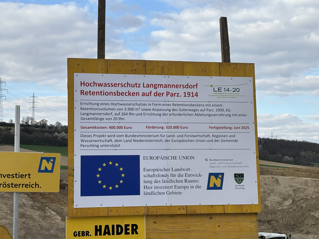 Alle Informationen über das Rückhaltebecken auf einen Blick.  | Foto: Michaela Müller