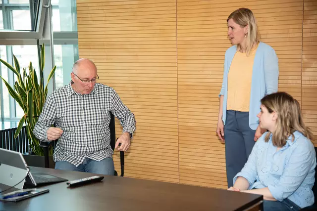 Johann Hetzenauer sprach über Ergonomie am Arbeitsplatz. | Foto: Stadtwerke Kufstein GmbH