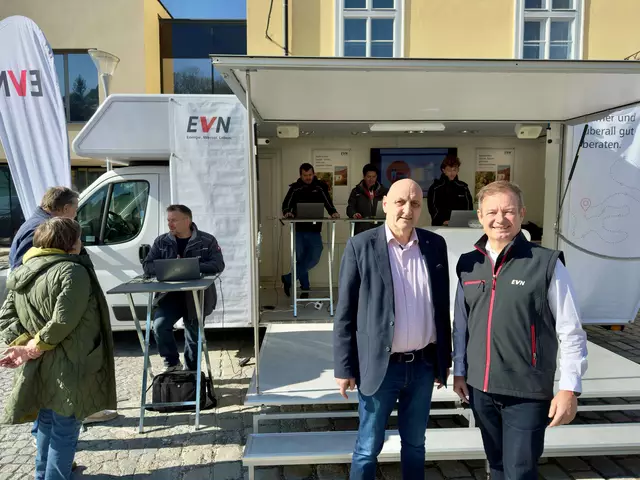 Bürgermeister Gerald Höchtel und EVN Gemeindebetreuer Walter Bolena. | Foto: EVN