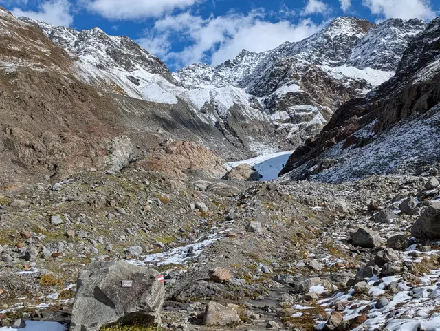 Der Gletscherschwund ist besonders gut am Gepatschferner zu erkennen. | Foto: Umshaus
