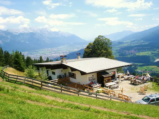 Das Gasthaus Nockhof auf der Muttereralm soll wieder neu belebt werden – ein Partner wird gesucht! | Foto: Nockhof